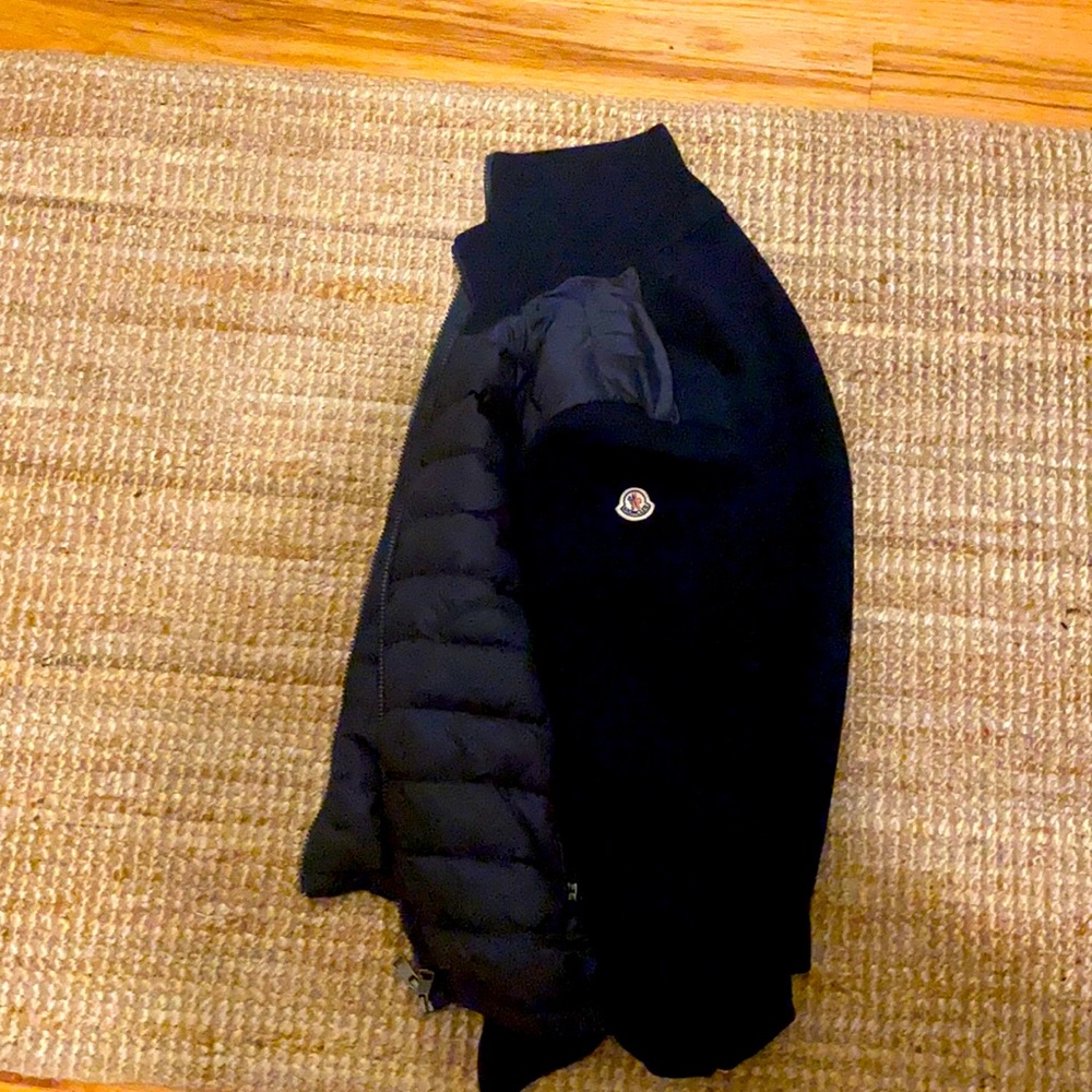 Moncler pullover size medium